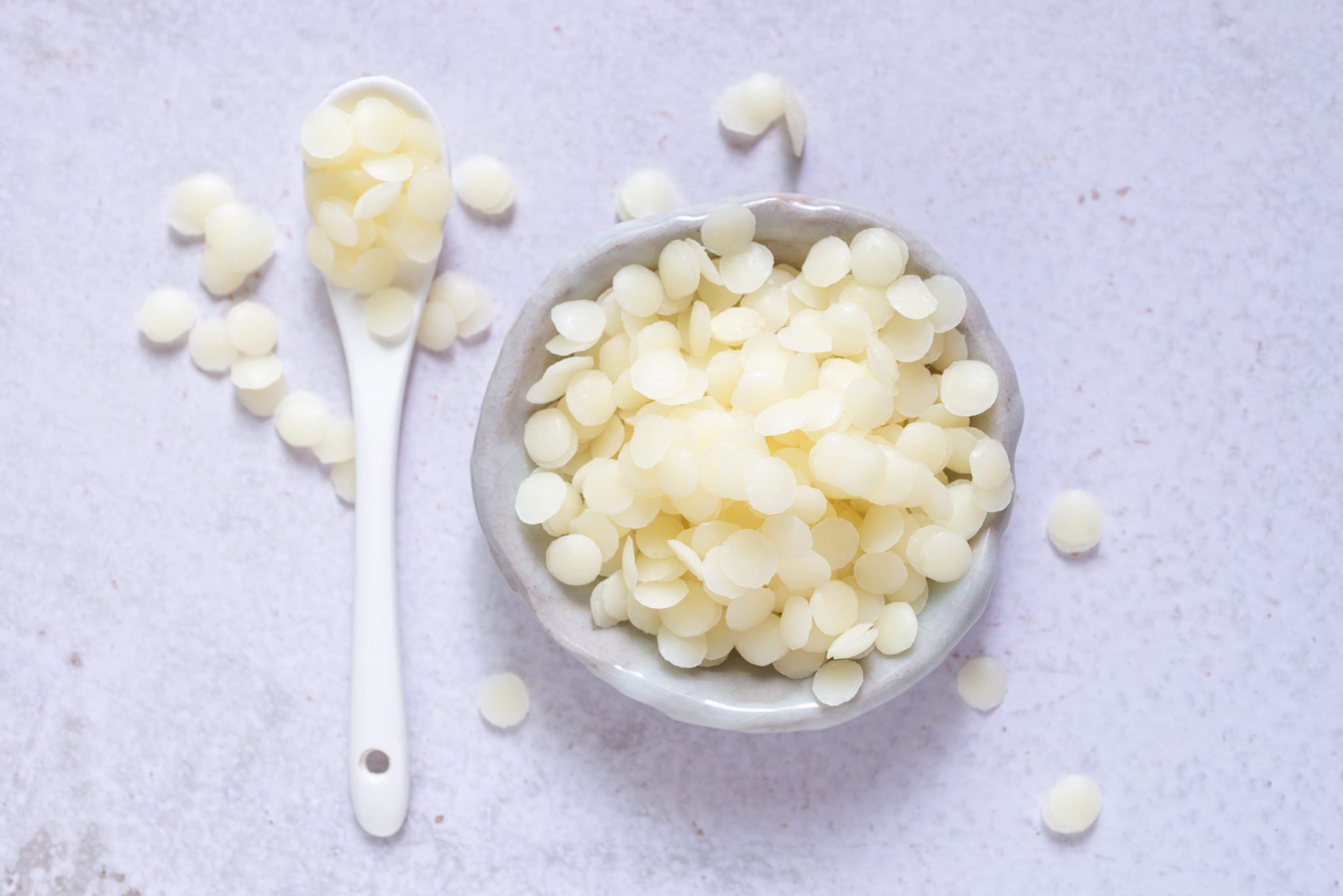 White vs. Yellow Beeswax Bee Real Honey